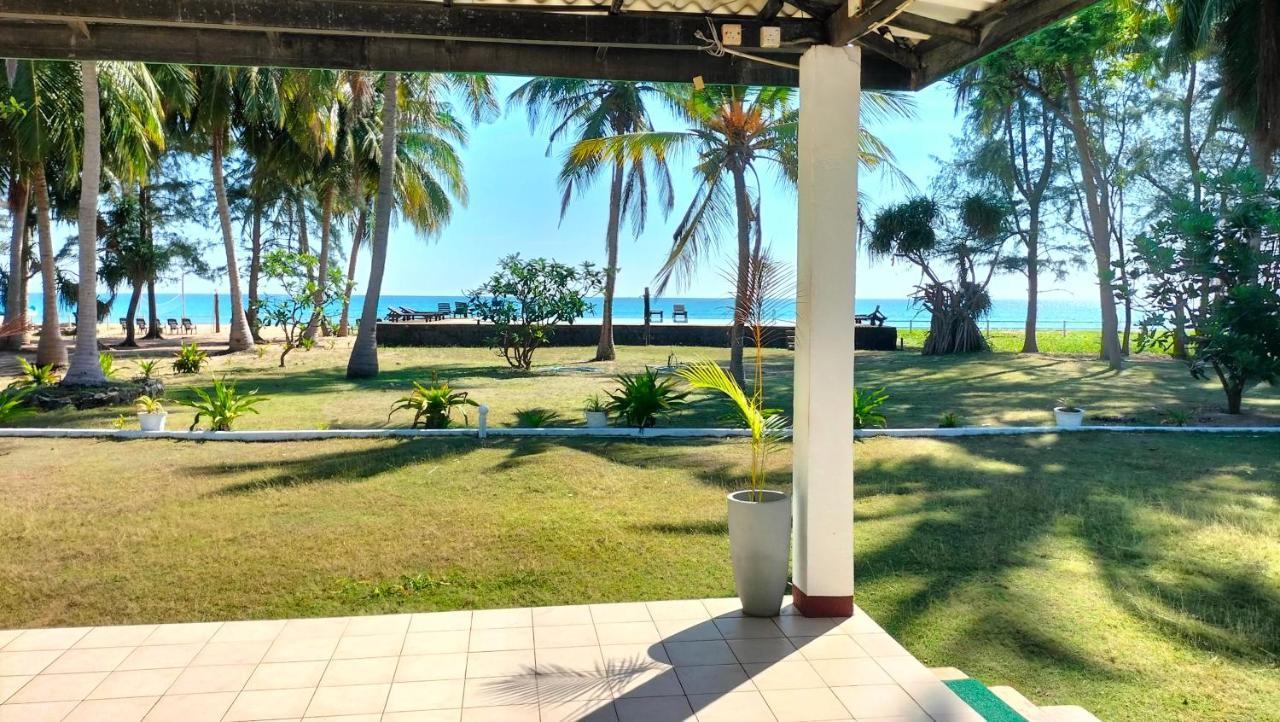Hotel Coral Bay Trincomalee Kültér fotó